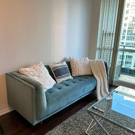Lakeview Condo In Downtown With Free Parking. Торонто Екстер'єр фото