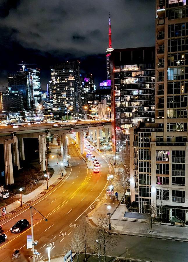 Lakeview Condo In Downtown With Free Parking. Торонто Екстер'єр фото