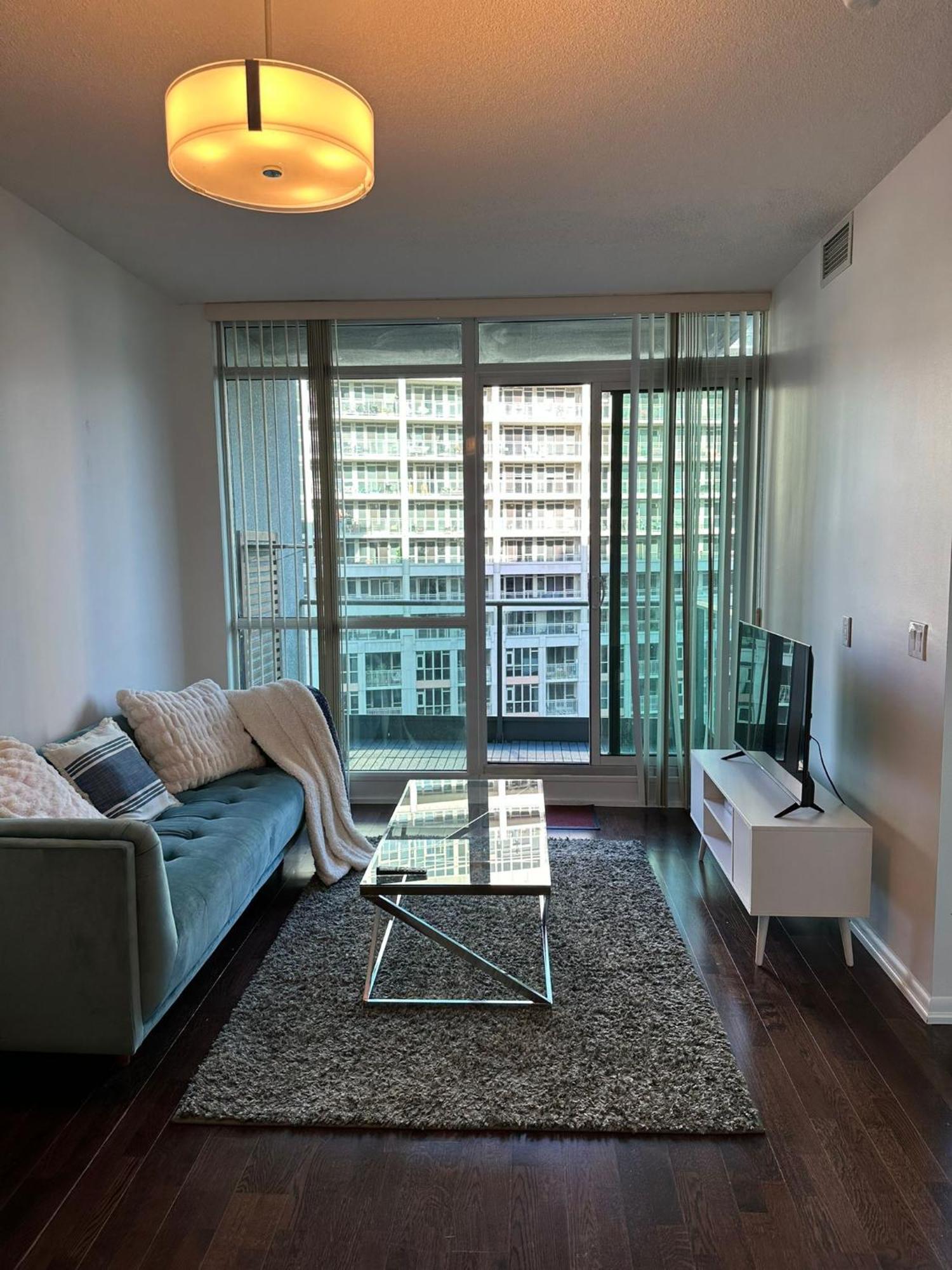 Lakeview Condo In Downtown With Free Parking. Торонто Екстер'єр фото